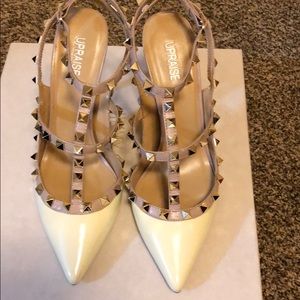 Classic rockstud slingback pump Upraise